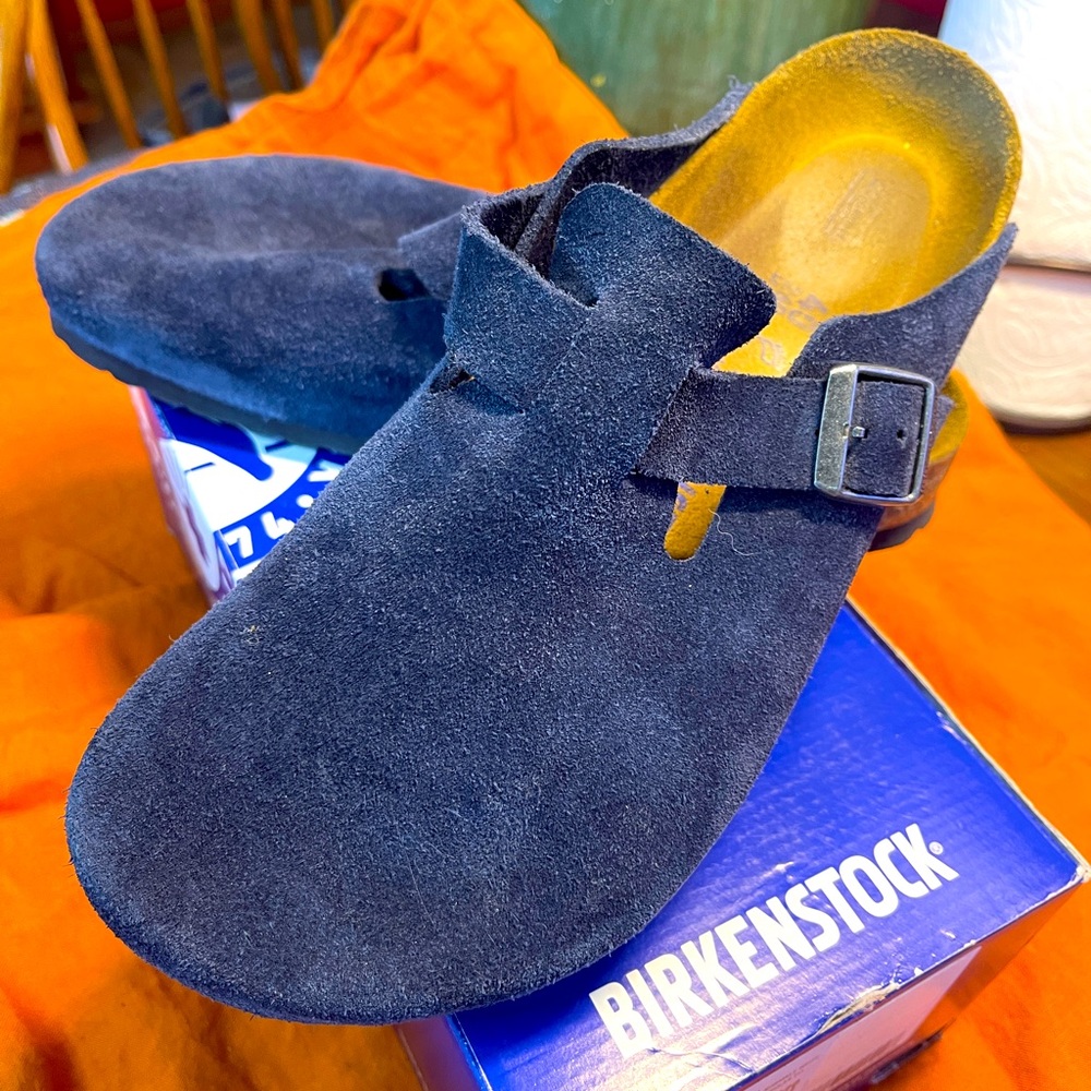 🦋BIRKENSTOCK CLOGS Blue Boston Suede WM SZ9
